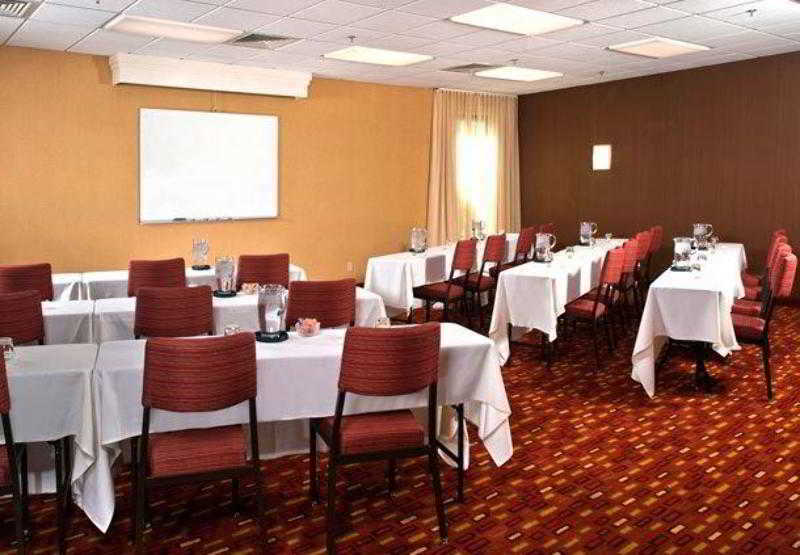 Courtyard By Marriott Fayetteville Εξωτερικό φωτογραφία